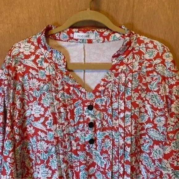 HOCOSIT Women's Floral Print Short Ruffle Sleeve Pleated Front V Neck - Picture 4 of 15